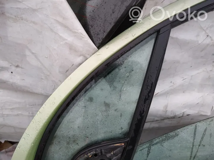 Citroen C3 Front door vent window glass four-door 