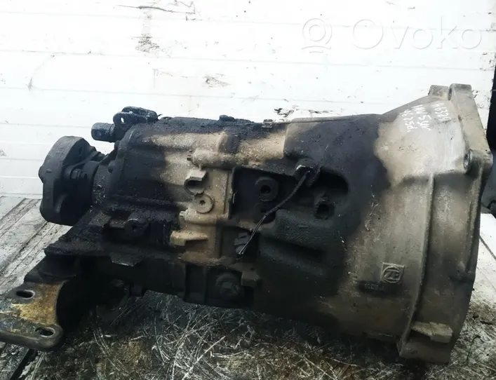 BMW 5 E39 Mechaninė 5 pavarų dėžė 1053401098