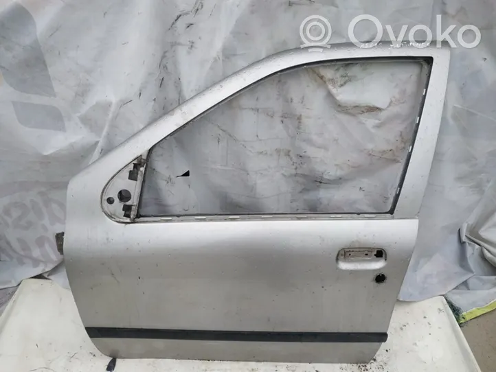 Fiat Punto (176) Portiera anteriore 