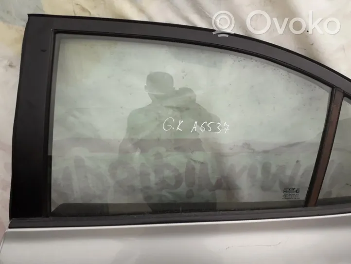 Hyundai Elantra Vetro del finestrino della portiera posteriore 
