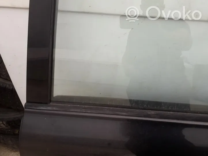 Toyota Avensis Verso aizmugurējo durvju stikls 