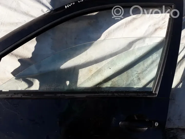Volkswagen Bora Vetro del finestrino della portiera anteriore - quattro porte 