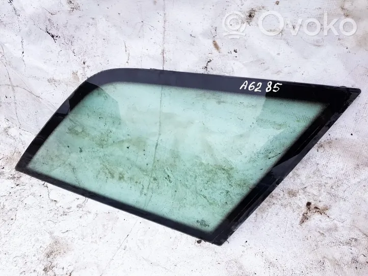 Audi 80 90 S2 B4 Rear side window/glass 