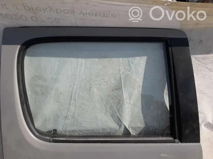 Toyota Yaris Verso Vetro del finestrino della portiera posteriore 