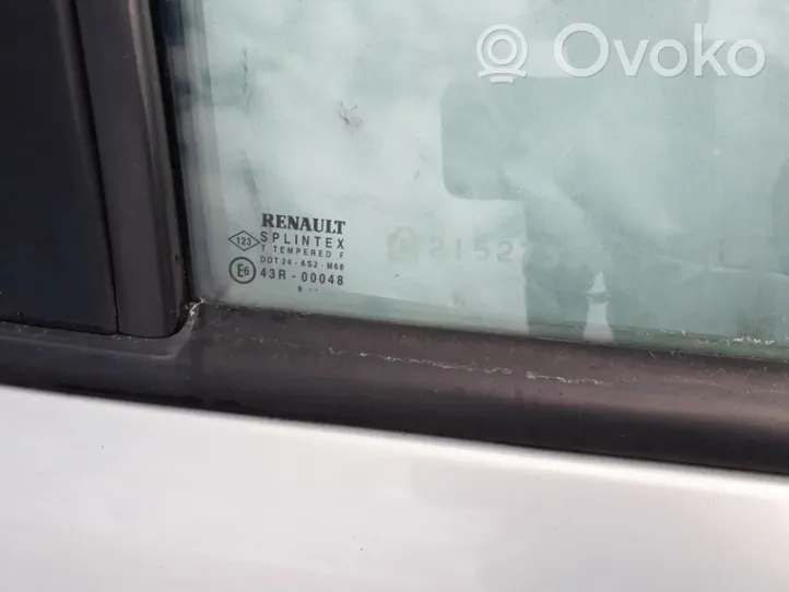 Renault Scenic I Vetro del finestrino della portiera posteriore 