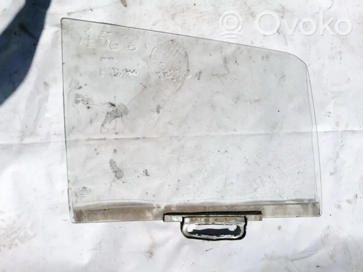 Ford Fiesta Rear side window/glass 