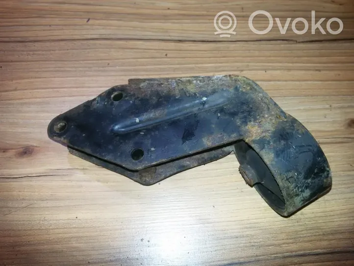 Nissan Sunny Supporto di montaggio del motore 1121150y05