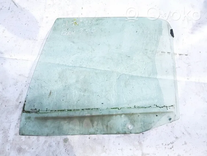 Peugeot 306 Rear door window glass 