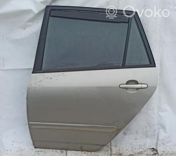 Toyota Corolla Verso E121 Portiera posteriore Pilka