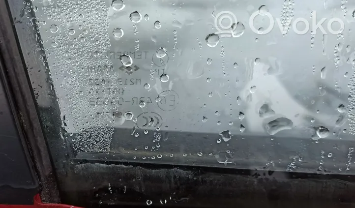 Mitsubishi Outlander Vetro del finestrino della portiera anteriore - quattro porte Raudona