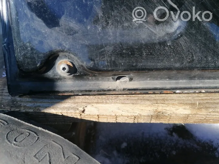 Volvo V50 Drzwi przednie juoda