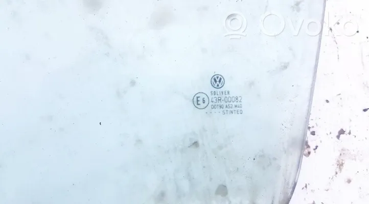 Volkswagen PASSAT B5.5 Szyba drzwi przednich 