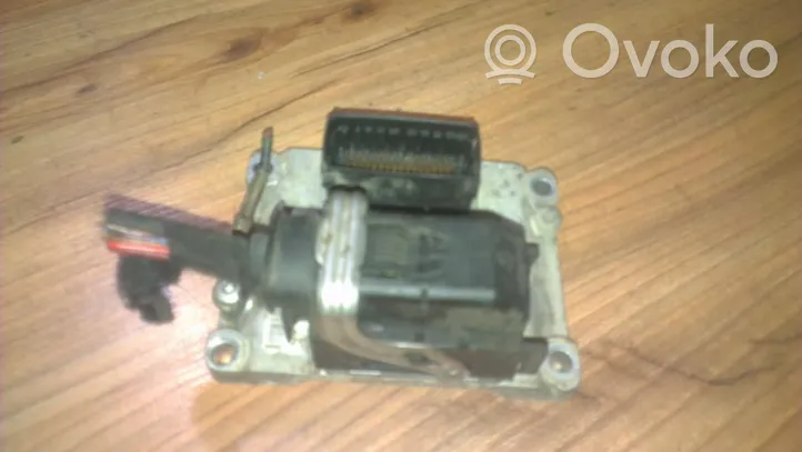 Opel Corsa C Sterownik / Moduł ECU 0261207421