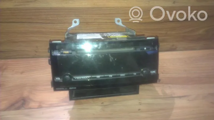 Toyota Prius (XW20) Radio/CD/DVD/GPS-pääyksikkö 8612047281