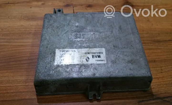 Renault 19 Sterownik / Moduł ECU hom7700731802