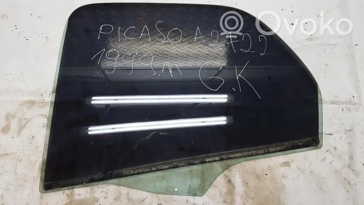 Citroen Xsara Picasso Rear door window glass 