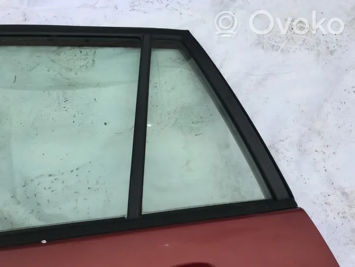 Toyota RAV 4 (XA20) Rear vent window glass 