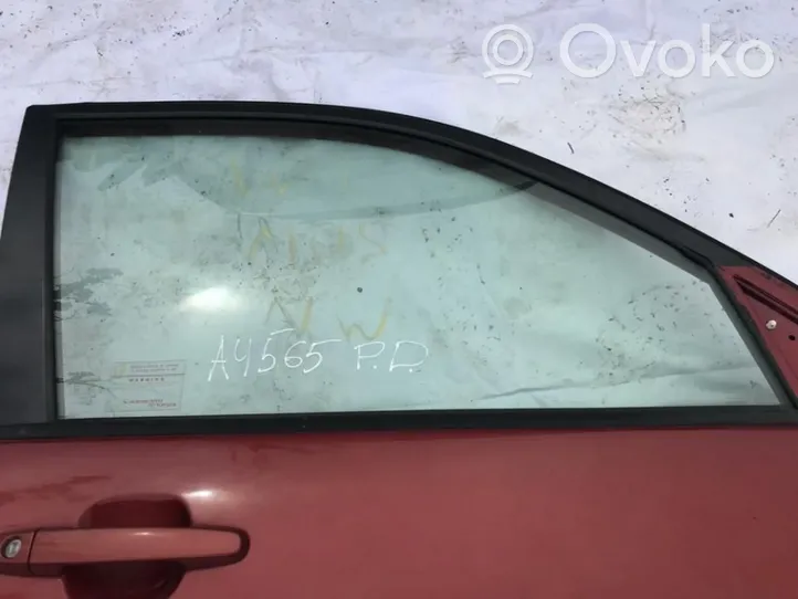 Toyota RAV 4 (XA20) Front door window glass four-door 