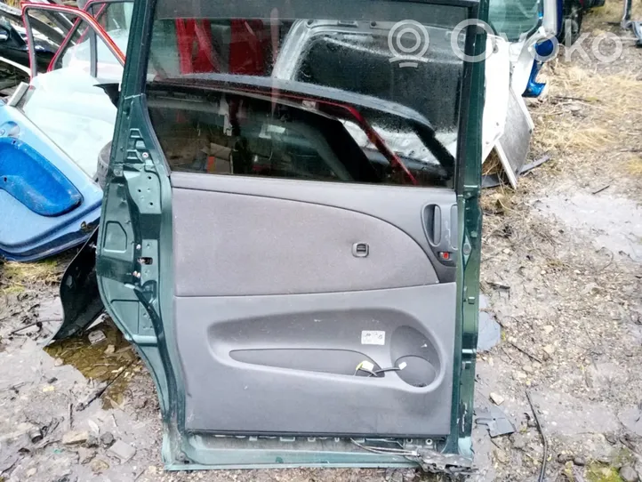 Toyota Previa (XR30, XR40) II Rear door zalios