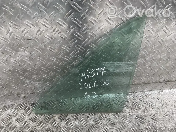 Seat Toledo I (1L) Fenêtre latérale vitre arrière 