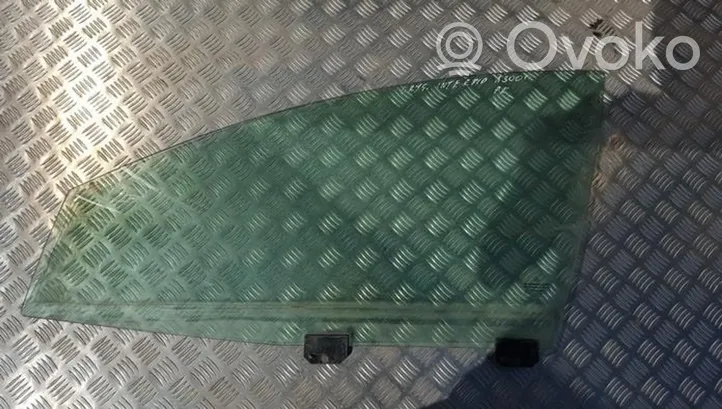 Chrysler Intrepid priekšējo durvju stikls (četrdurvju mašīnai) 