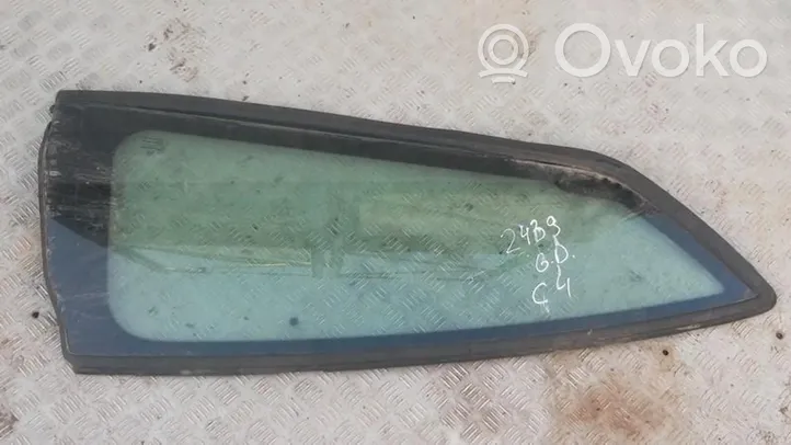 Citroen C4 I Rear side window/glass 