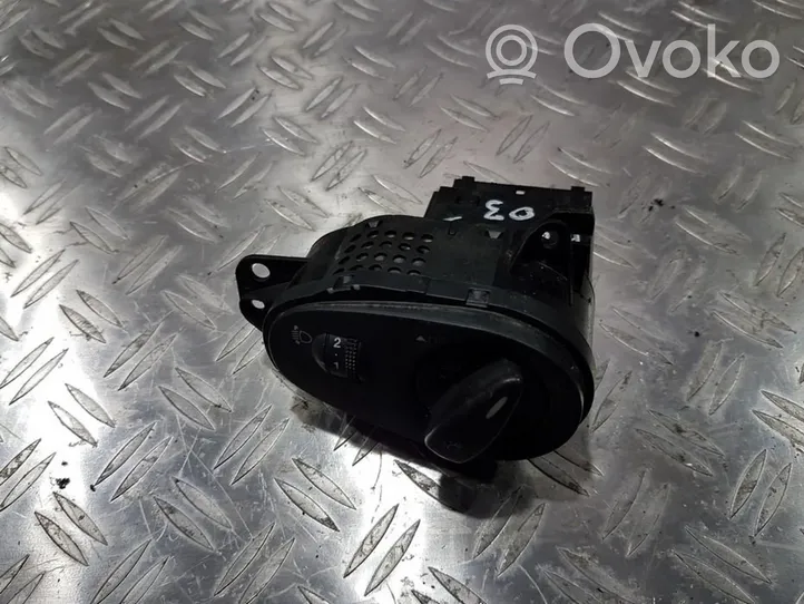 Ford Focus Przełącznik świateł 2m5t13a024da