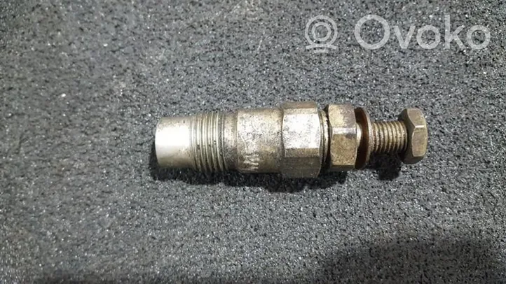 Nissan Sunny Injecteur de carburant 71B1361