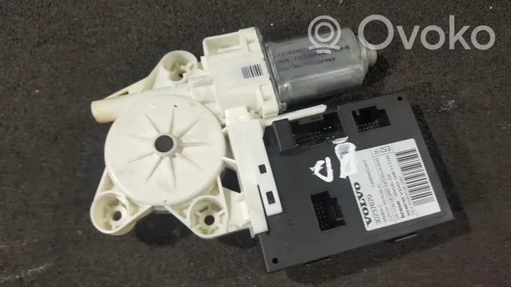 Volvo V50 Front door window regulator motor 30737679