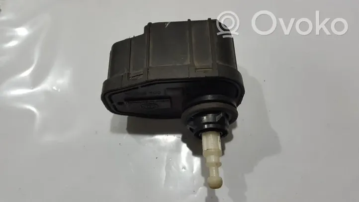 Opel Omega B1 Headlight level adjustment motor 90457812