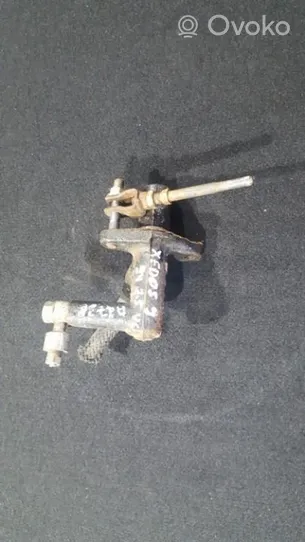 Mazda Xedos 9 Clutch master cylinder 