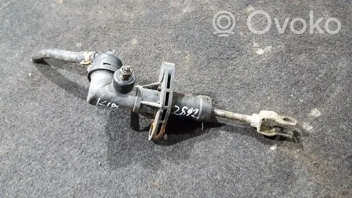 KIA Carnival Clutch master cylinder 