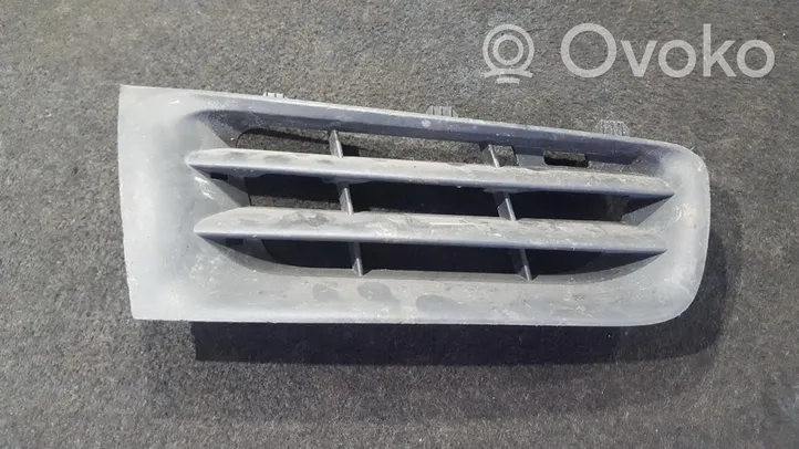 Renault Megane II Grille inférieure de pare-chocs avant 8200412380