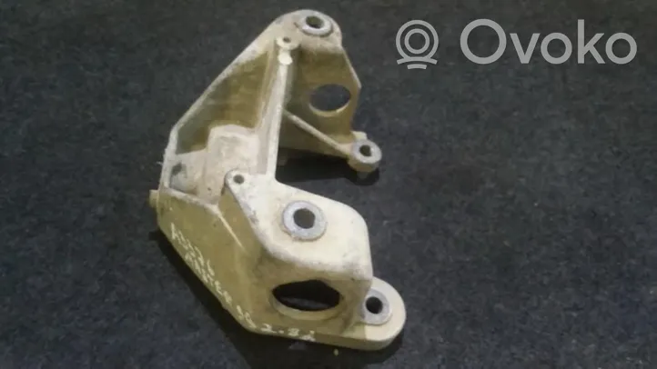 Renault Master II Support, suspension du moteur 