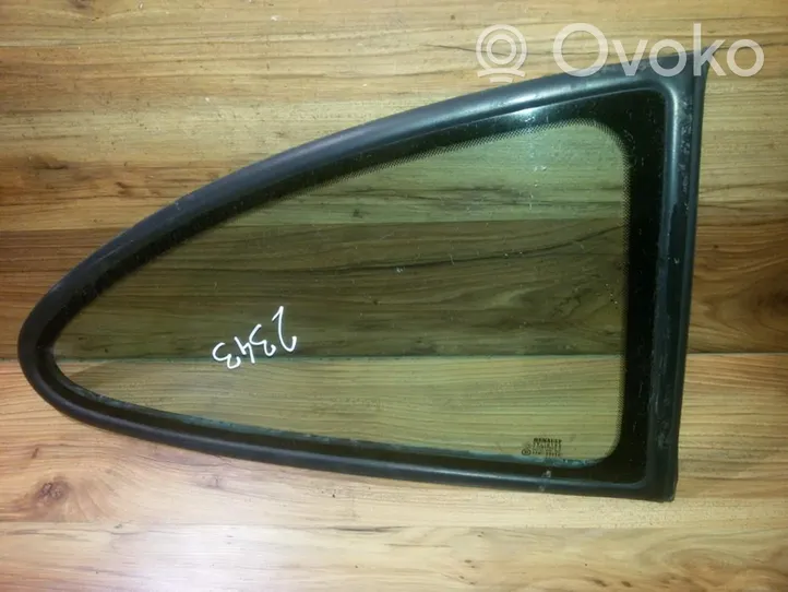 Renault Megane I Rear side window/glass 