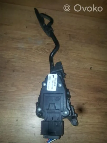 Nissan Primera Accelerator throttle pedal 18002au400