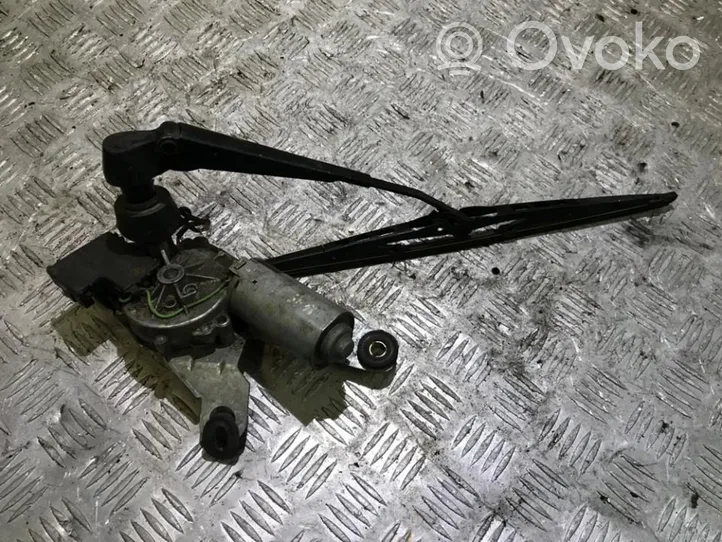 BMW 3 E36 Moteur d'essuie-glace arrière 0390201531