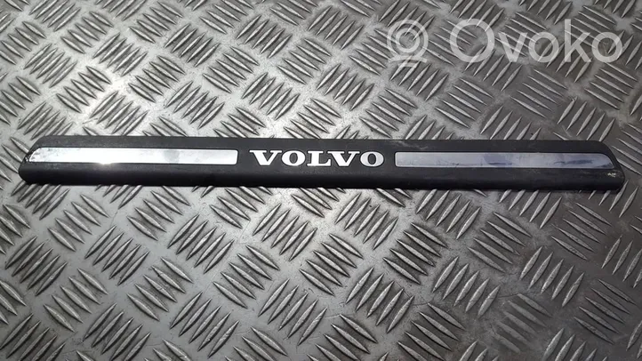 Volvo S60 Copertura del rivestimento del sottoporta posteriore 0917840507