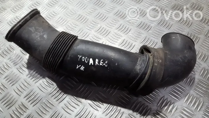 Volkswagen Touareg I Air intake hose/pipe 7L6128752A