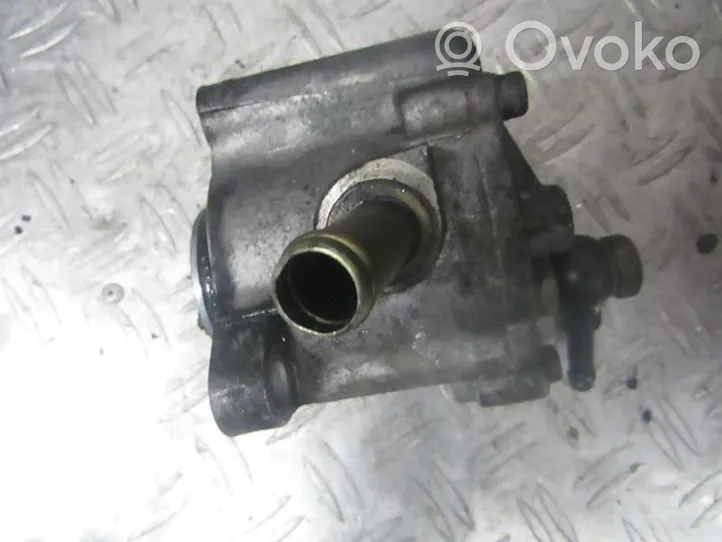 Toyota Avensis T220 Alipainepumppu 2930027010