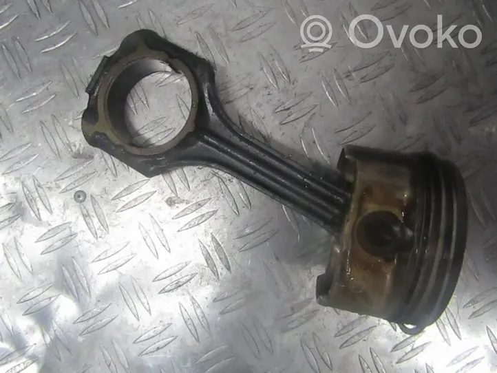 Mercedes-Benz ML W163 Piston with connecting rod 
