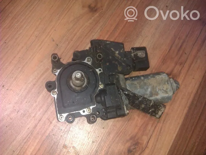 Audi A6 S6 C4 4A Motorino alzacristalli della portiera anteriore 0536001401