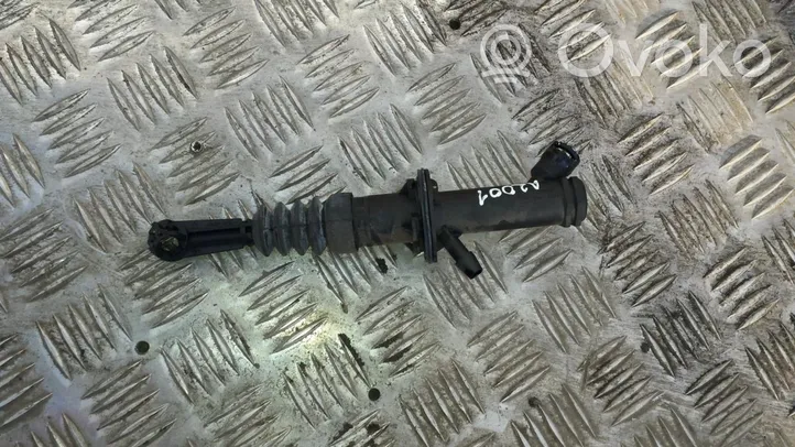 Renault Megane II Główny cylinder sprzęgła 8200151771