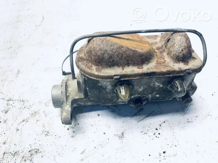 Jeep Cherokee Główny cylinder hamulca 2229331