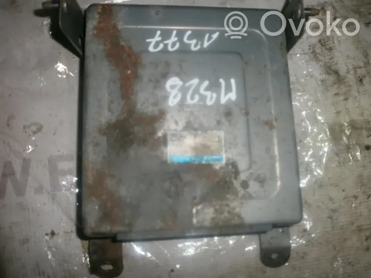 Mazda 323 Sterownik / Moduł ECU z50918881b