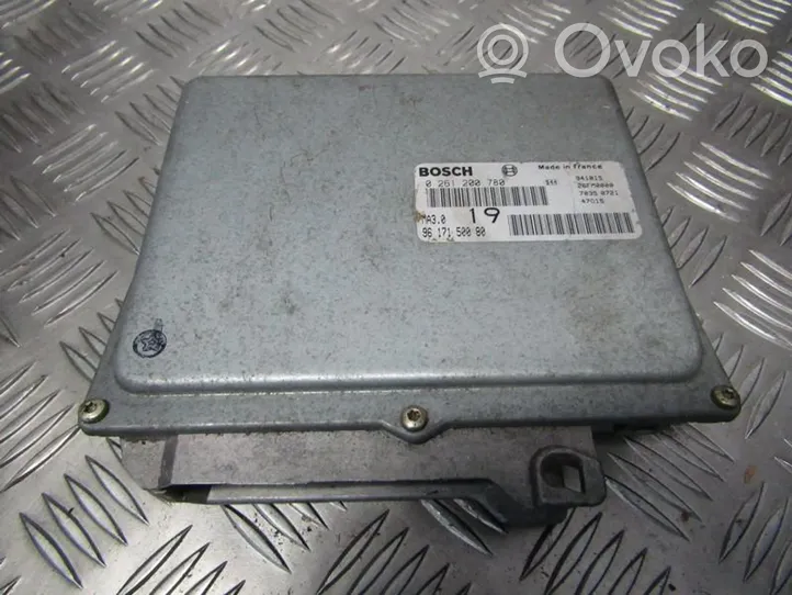 Peugeot 106 Sterownik / Moduł ECU 0261200780