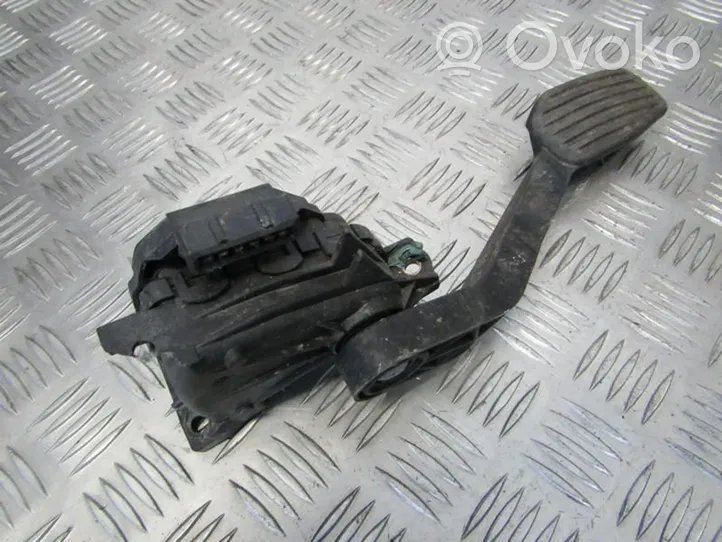 Volvo S60 Kaasupoljin 9157553