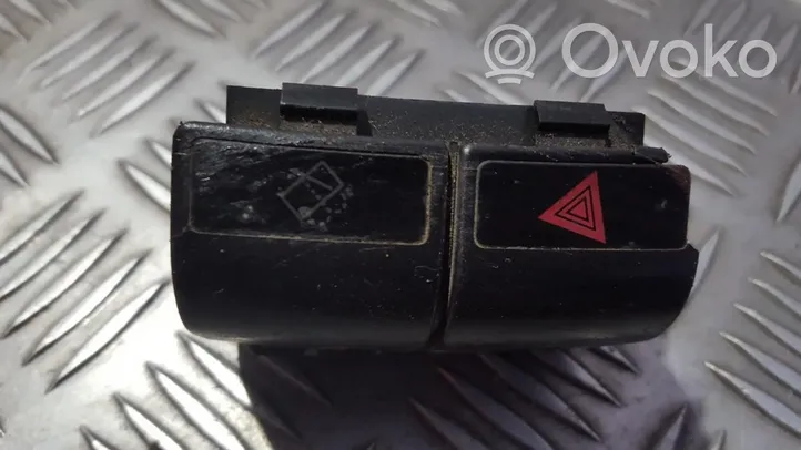 Mitsubishi Colt Botón interruptor de luz de peligro 06006NILES