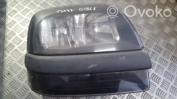 Fiat Doblo Lampa przednia 40540748