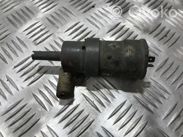 Audi 80 90 B2 Windscreen/windshield washer pump 431955679a